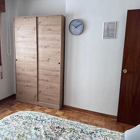 Acogedor Apartamento Con Vistas A La Catedral Y Parking Овьедо Экстерьер фото