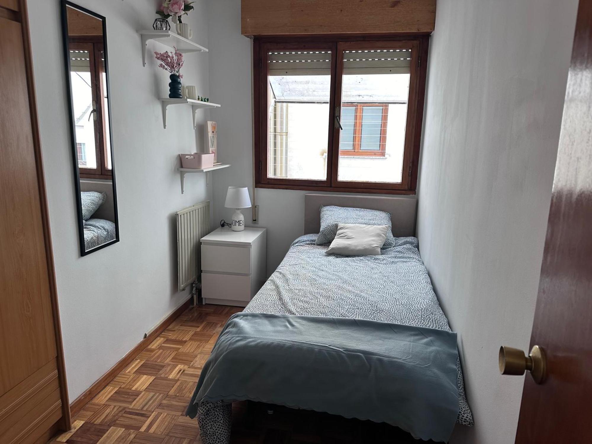 Acogedor Apartamento Con Vistas A La Catedral Y Parking Овьедо Экстерьер фото