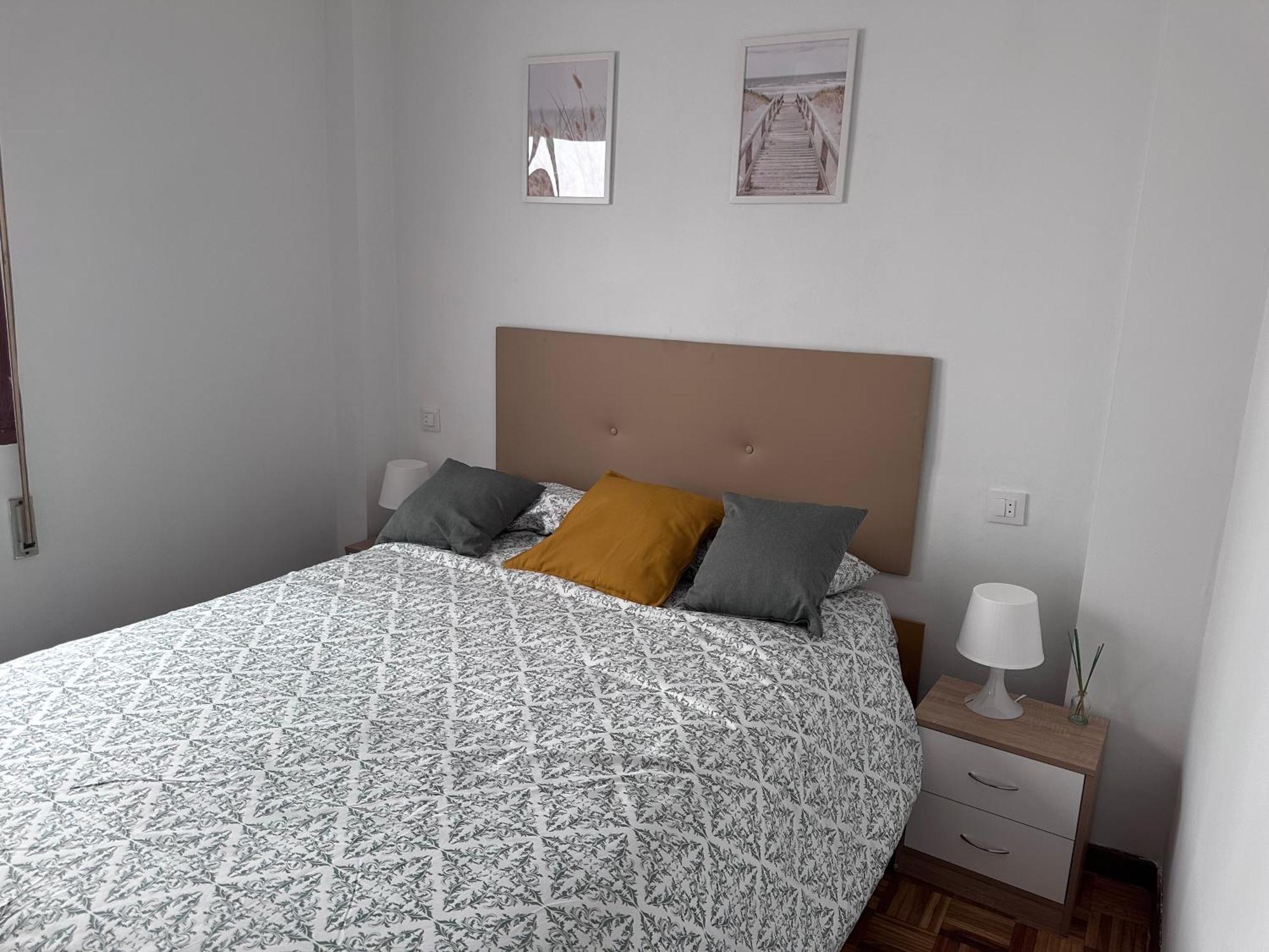 Acogedor Apartamento Con Vistas A La Catedral Y Parking Овьедо Экстерьер фото