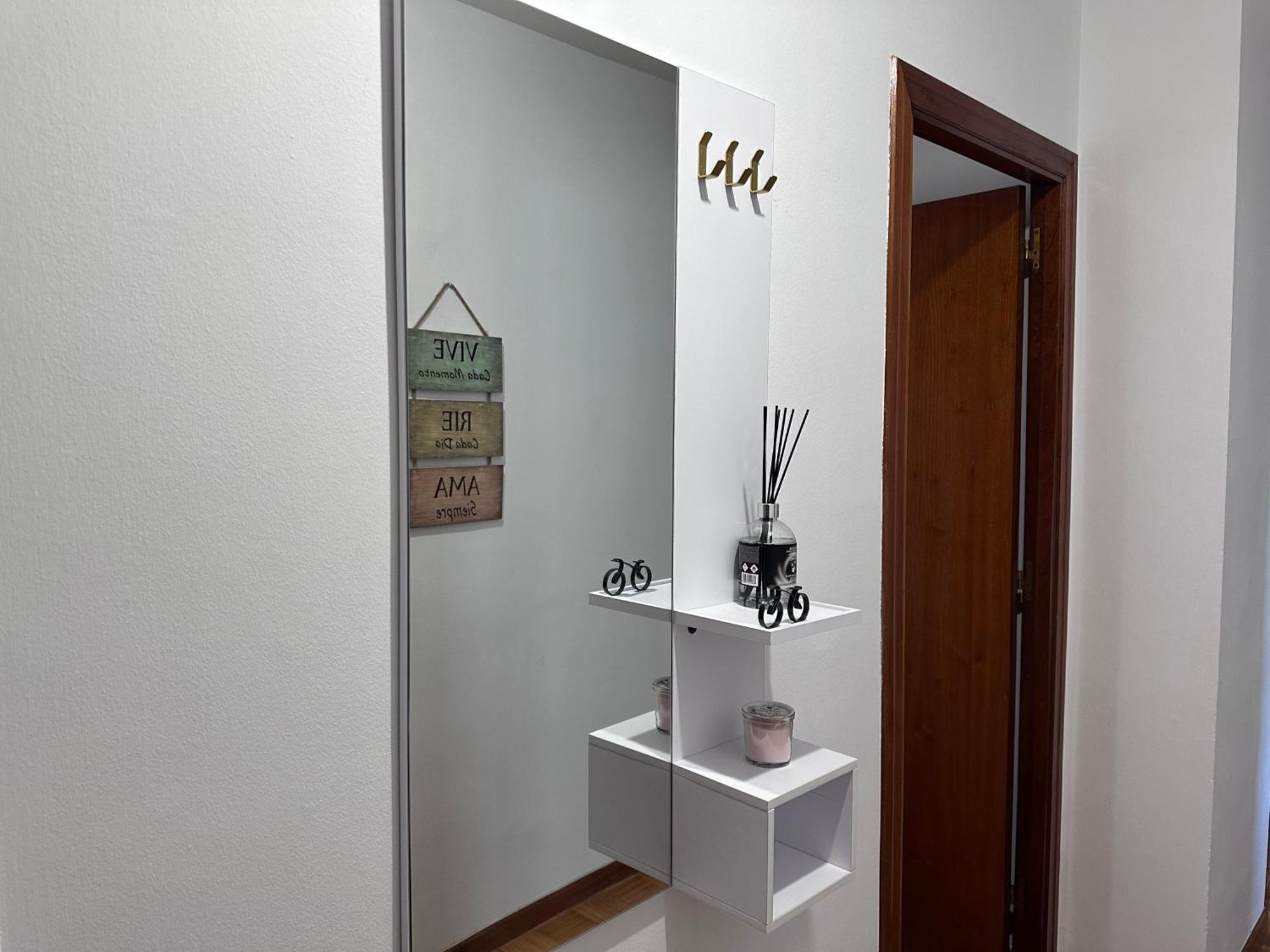 Acogedor Apartamento Con Vistas A La Catedral Y Parking Овьедо Экстерьер фото